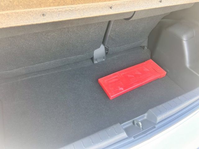 G版皮椅/低里程/雙安/音響快控鍵/恆溫/ISOFIX/內外氣氛漂亮  第11張相片