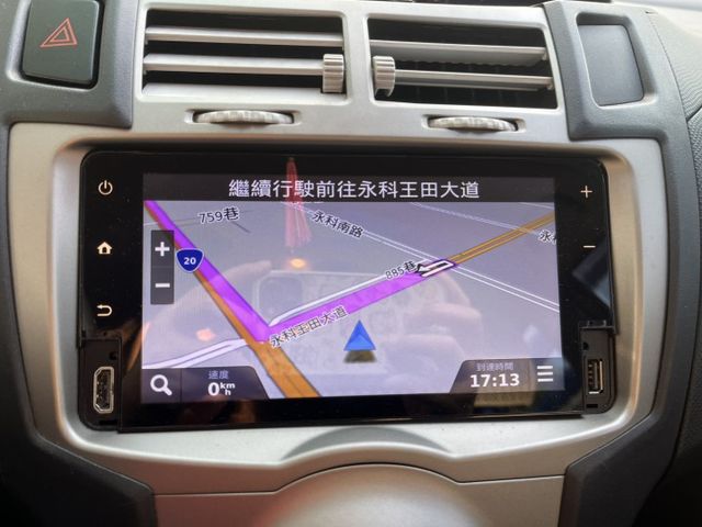一手車/G版/原鈑件/只跑7萬6/雙安/衛星導航/CARPLAY/倒車顯影/恆溫/ISOFIX  第12張相片