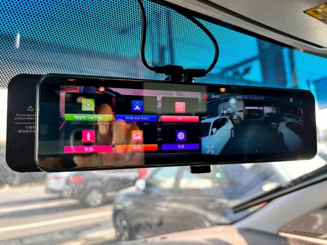 豪華版一手車/原鈑件/免鑰匙/HID主動轉向頭燈/電滑門/電尾門/全景天窗  第14張相片