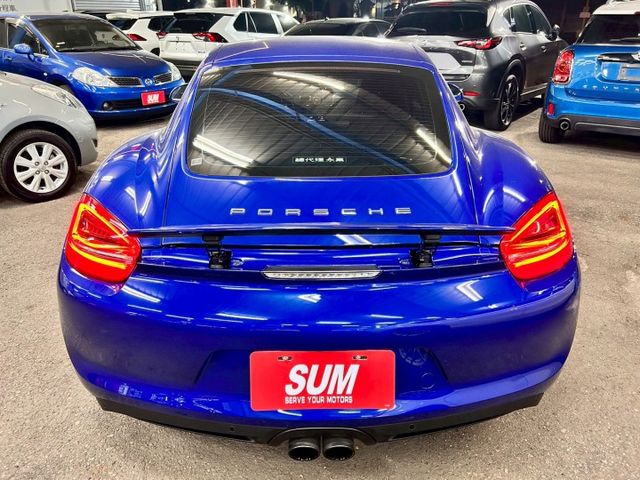 981型/超低里程只跑4萬2/原鈑件/電動升降尾翼/跑計/20吋鋁圈/BOSE音響/底盤乾淨無漏油  第7張相片