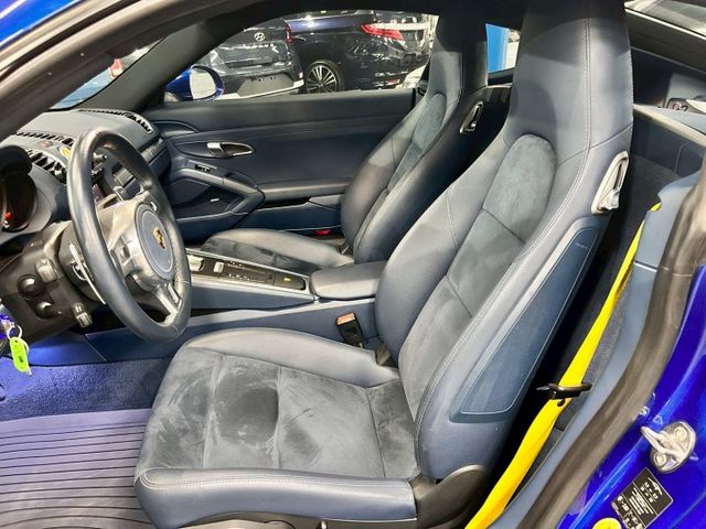 981型/超低里程只跑4萬2/原鈑件/電動升降尾翼/跑計/20吋鋁圈/BOSE音響/底盤乾淨無漏油  第16張相片