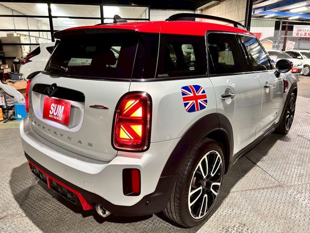 JCW/4WD/低里程僅跑3萬8/LED頭尾燈/液晶儀表/倒車顯影/衛星導航  第5張相片