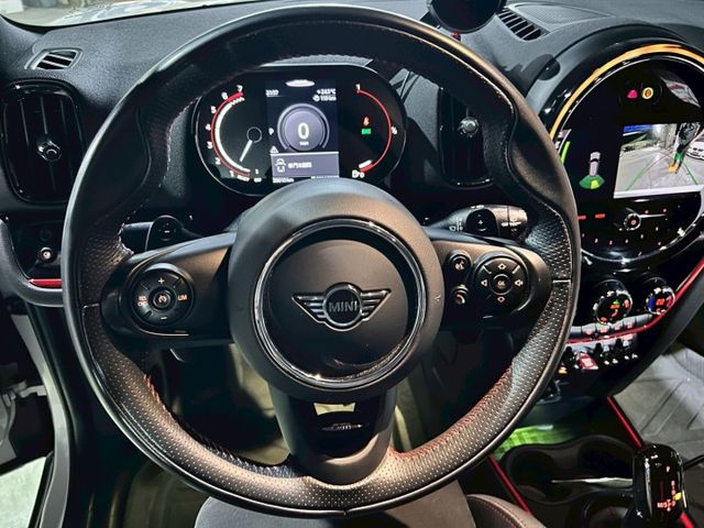 JCW/4WD/低里程僅跑3萬8/LED頭尾燈/液晶儀表/倒車顯影/衛星導航  第11張相片