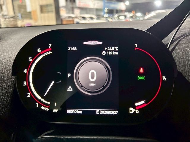 JCW/4WD/低里程僅跑3萬8/LED頭尾燈/液晶儀表/倒車顯影/衛星導航  第12張相片