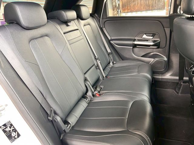 小改款/一手車/23P/原鈑件/原廠保養剛做完/10.5吋雙螢幕/記憶電動座椅/腳踢電尾門  第19張相片