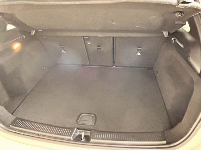 小改款/一手車/23P/原鈑件/原廠保養剛做完/10.5吋雙螢幕/記憶電動座椅/腳踢電尾門  第20張相片