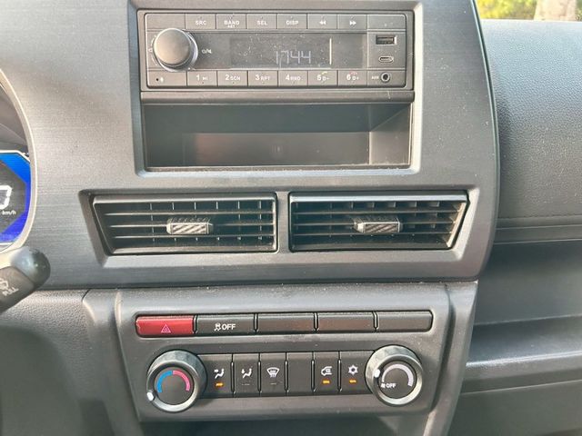 原廠保固/原廠保養/原鈑件/液晶儀表/低里程/LED感應式頭燈/倒車顯影  第14張相片