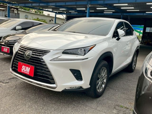 原鈑件/原廠保養/ACC跟車/車道偏移/LED頭燈/免鑰匙/原廠CARPLAY/盲點  第3張相片