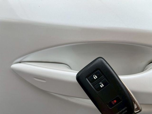 原鈑件/原廠保養/ACC跟車/車道偏移/LED頭燈/免鑰匙/原廠CARPLAY/盲點  第7張相片