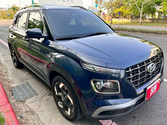 一手車原鈑件/原廠保固/原廠保養/只跑2萬/選配360環景跟盲點/原廠CARPLAY  第1張相片