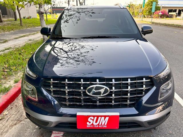 一手車原鈑件/原廠保固/原廠保養/只跑2萬/選配360環景跟盲點/原廠CARPLAY  第2張相片