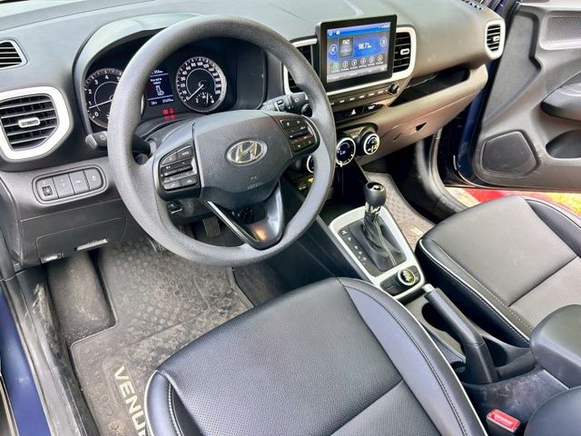 一手車原鈑件/原廠保固/原廠保養/只跑2萬/選配360環景跟盲點/原廠CARPLAY  第10張相片