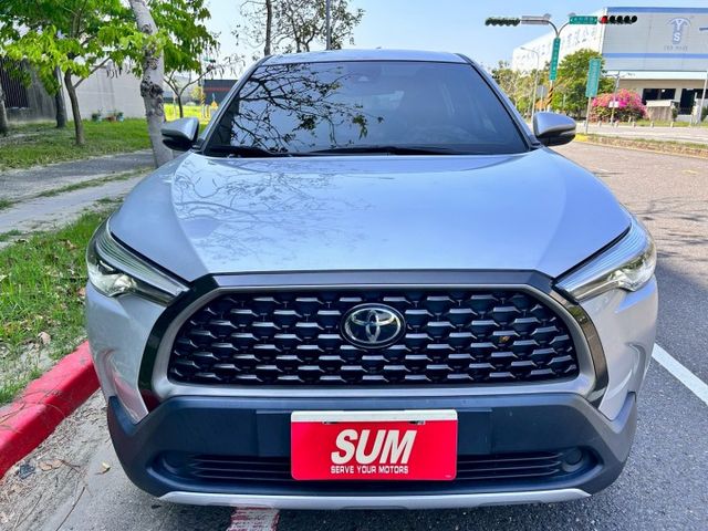 一手車尊爵版/LED頭尾燈/液晶儀錶/ACC跟車/盲點/車道偏移/免鑰匙/7安/導航/倒車顯影  第2張相片