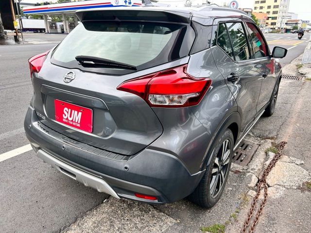 一手車智行旗艦版/原鈑件/原廠保固中/原廠保養/360環景/原廠CARPLAY/盲點/空力套件  第4張相片