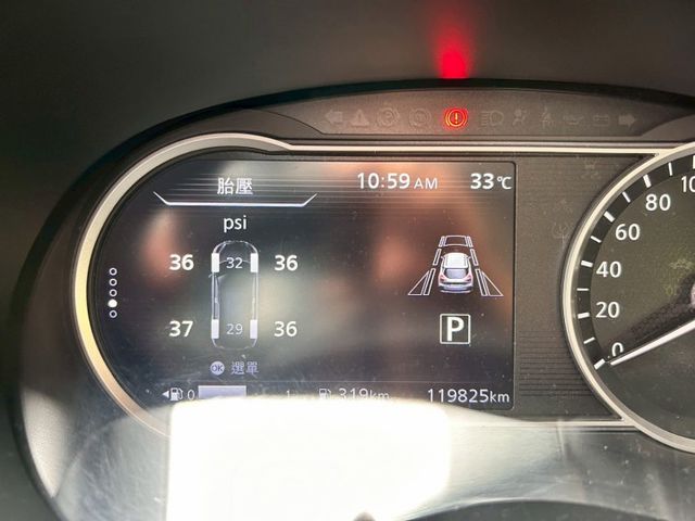 一手車智行旗艦版/原鈑件/原廠保固中/原廠保養/360環景/原廠CARPLAY/盲點/空力套件  第11張相片