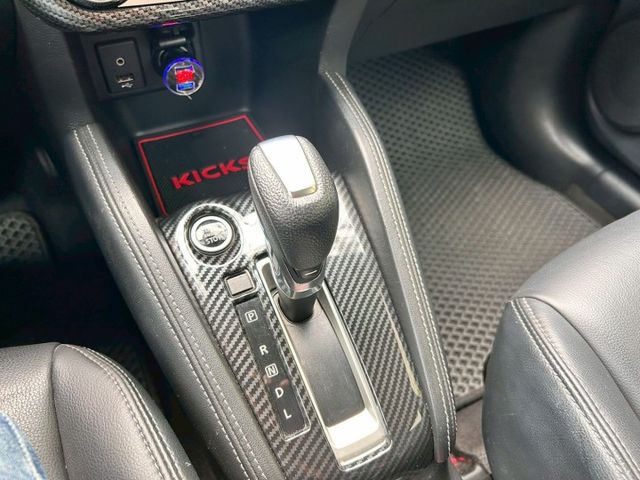 一手車智行旗艦版/原鈑件/原廠保固中/原廠保養/360環景/原廠CARPLAY/盲點/空力套件  第14張相片