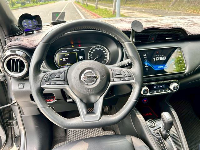 一手車智行旗艦版/原鈑件/原廠保固中/原廠保養/360環景/原廠CARPLAY/盲點/空力套件  第16張相片
