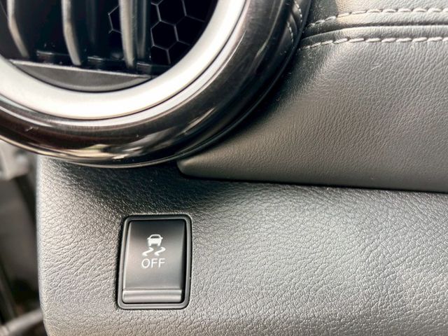 一手車智行旗艦版/原鈑件/原廠保固中/原廠保養/360環景/原廠CARPLAY/盲點/空力套件  第17張相片