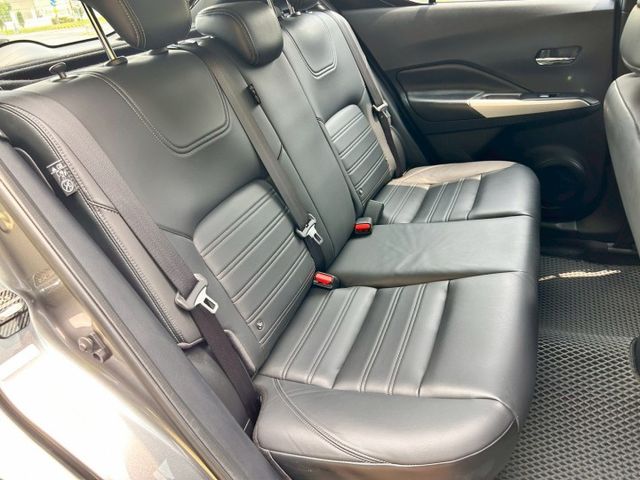 一手車智行旗艦版/原鈑件/原廠保固中/原廠保養/360環景/原廠CARPLAY/盲點/空力套件  第19張相片