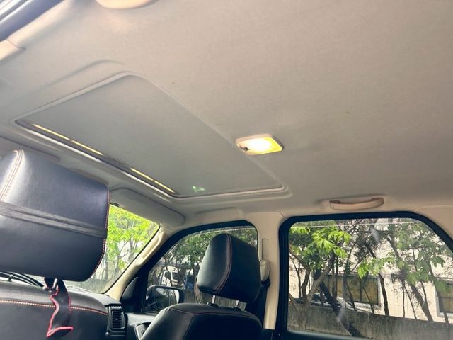 4WD/可輕度越野/內外氣氛漂亮/天窗/可全額貸款  第14張相片