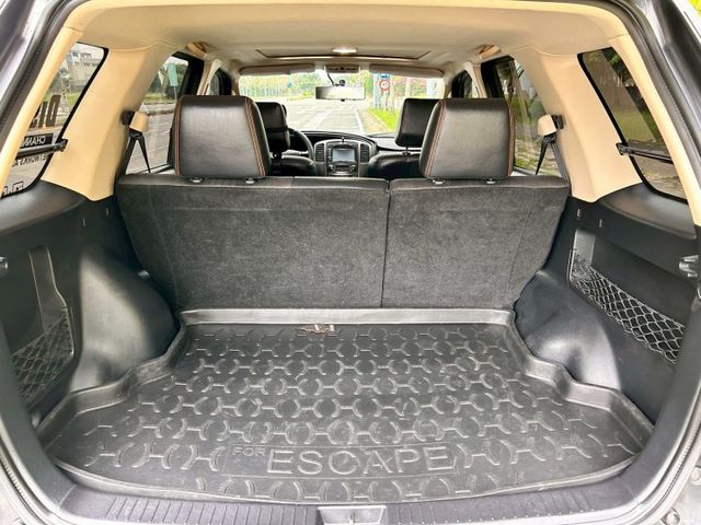 4WD/可輕度越野/內外氣氛漂亮/天窗/可全額貸款  第16張相片