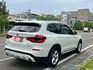 30i/原鈑件/摸門解鎖/LED主動轉向頭燈/雙前電動椅/黑頂棚/全景天窗/CARPLAY  第7張縮圖