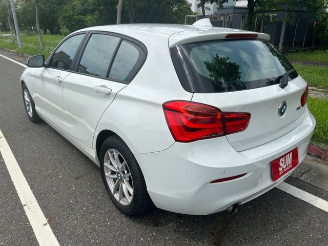 一手車/原鈑件/僅跑6萬/LED感應式頭燈/摸門解鎖/記憶電動椅/分區溫控/車道偏離警示/AEB緊急煞停  第5張相片
