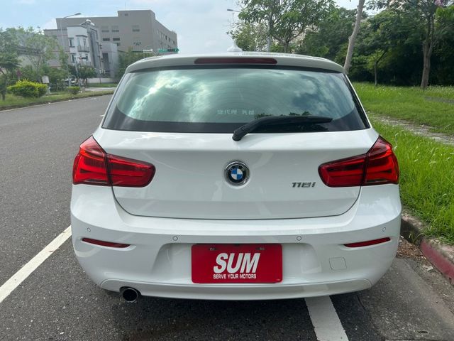 一手車/原鈑件/僅跑6萬/LED感應式頭燈/摸門解鎖/記憶電動椅/分區溫控/車道偏離警示/AEB緊急煞停  第6張相片