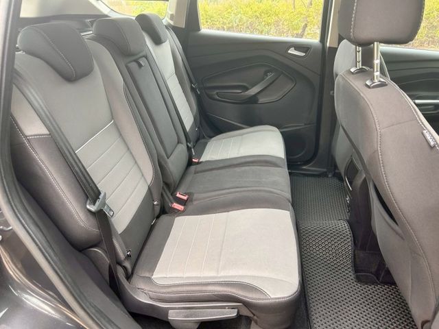 一手車/5安/大空間/ 高強度車身安全性極佳/ISOFIX  第16張相片