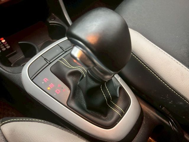 X-LINE一手車/原鈑件/免鑰匙/7安/AEB主動煞停/CARPLAY/車道偏移維持輔助  第14張相片