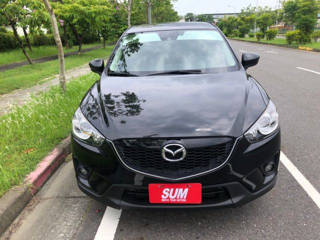 原鈑件/頂級AWD/免鑰匙/HID感應式大燈/盲點/車道偏移/分區溫控/電動椅/可全額貸款  第2張相片