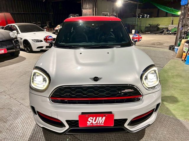 JCW/4WD/低里程僅跑3萬8/LED頭尾燈/液晶儀表/倒車顯影/衛星導航  第2張相片