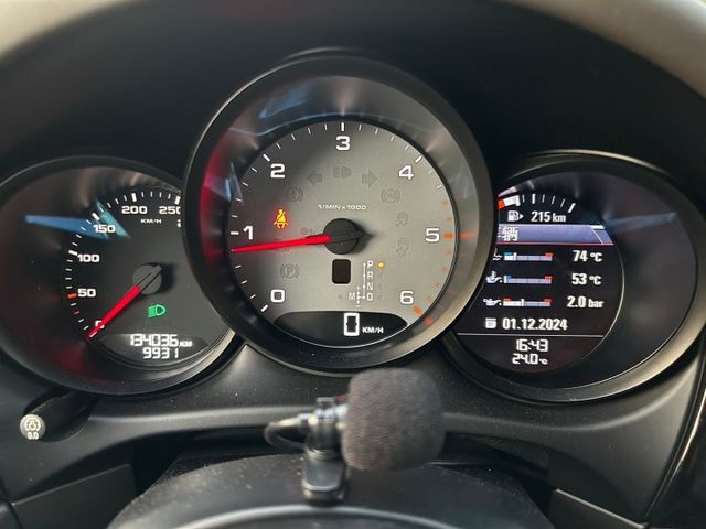 S DIESEL/原鈑件/選配21吋911TD輪圈/氣壓主動懸載系統/14向記憶電動座椅/鐵灰色真皮套件/安卓機  第12張相片