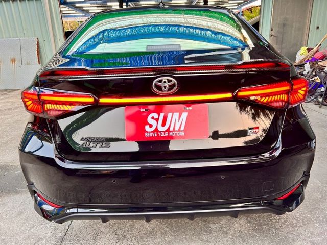 GR SPORT/一手車/原廠保固原廠保養/原鈑件/低里程只跑4萬5/GR專屬套件  第8張相片