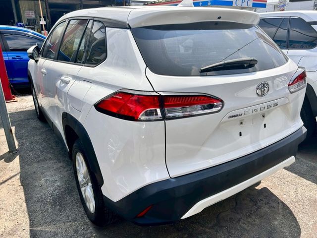 豪華版/原鈑件/低里程/i-key/ACC跟車/車道偏移輔助/倒車顯影/7安/自動遠光燈  第4張相片