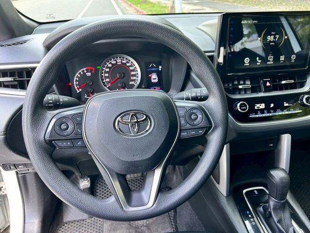 挑戰最低價!!豪華版/原鈑件/免鑰匙/ACC跟車/車道維持輔助/7安/自動遠光燈  第10張相片