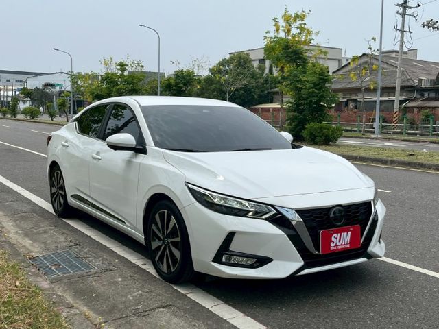 尊爵智駕版/一手車/原鈑件/7吋儀表/ACC跟車/360環景/無線CARPLAY/盲點/抬顯  第1張相片