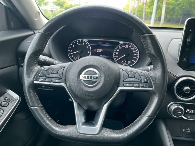 尊爵智駕版/一手車/原鈑件/7吋儀表/ACC跟車/360環景/無線CARPLAY/盲點/抬顯  第10張相片