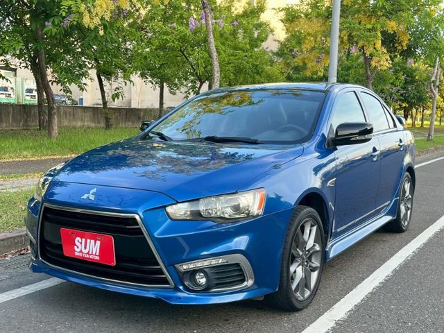 IO版2.0/一手車/HID主動轉向頭燈/IO專屬空力套件/換檔撥片/天窗/可全額貸款  第1張相片