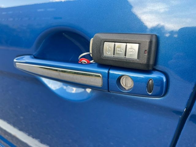 IO版2.0/一手車/HID主動轉向頭燈/IO專屬空力套件/換檔撥片/天窗/可全額貸款  第8張相片