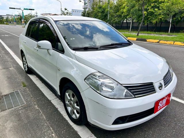 一手車/原鈑件/超低里程只跑7萬/雙安/皮椅/內外氣氛漂亮  第1張相片