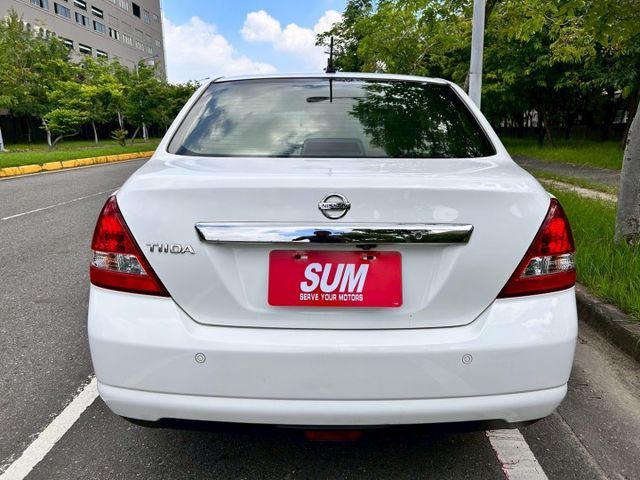 一手車/原鈑件/超低里程只跑7萬/雙安/皮椅/內外氣氛漂亮  第5張相片