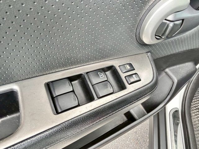一手車/原鈑件/超低里程只跑7萬/雙安/皮椅/內外氣氛漂亮  第12張相片
