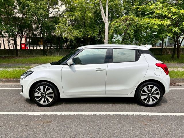 1.0GLX/一手車原鈑件/I-KEY/安卓機/6安/盲點/定速/ISOFIX  第4張相片
