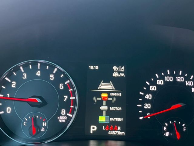 4代一手車/原廠保固/ACC跟車/盲點/車道維持輔助/懸浮式9吋觸控螢幕/無線CARPLAY  第12張相片