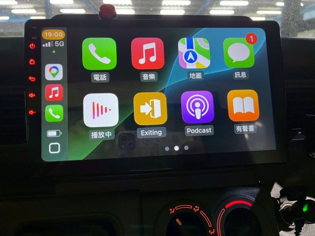 一手車/3面篷式/VSF車輛穩定系統/升級安卓機大螢幕/車室空間舒適大升級  第11張相片