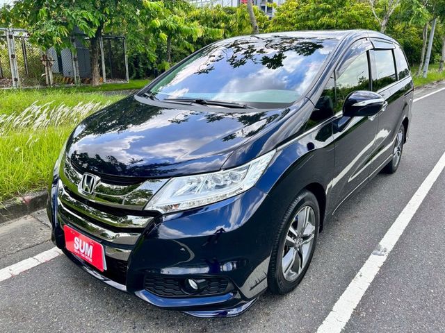 一手車/APEX版/超低里程只跑4萬9/原廠保養/LED頭燈/360環景/雙邊電滑門/盲點/有第三方認證  第3張相片
