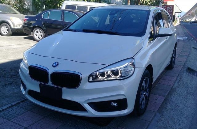 BMW寶馬 218I  第1張相片