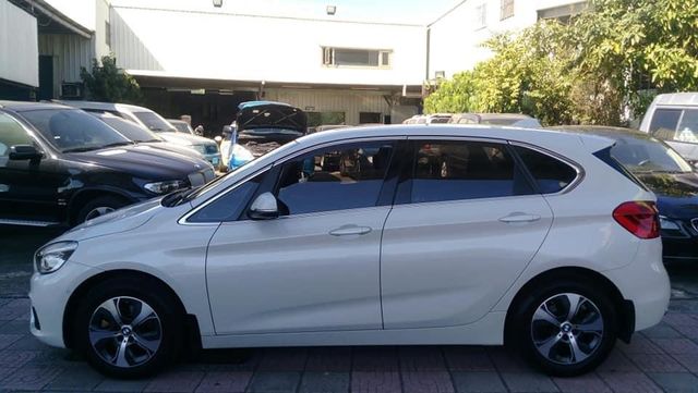 BMW寶馬 218I  第3張相片