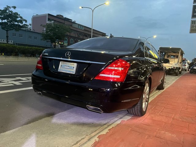 M-BENZ賓士 S400H  第14張相片